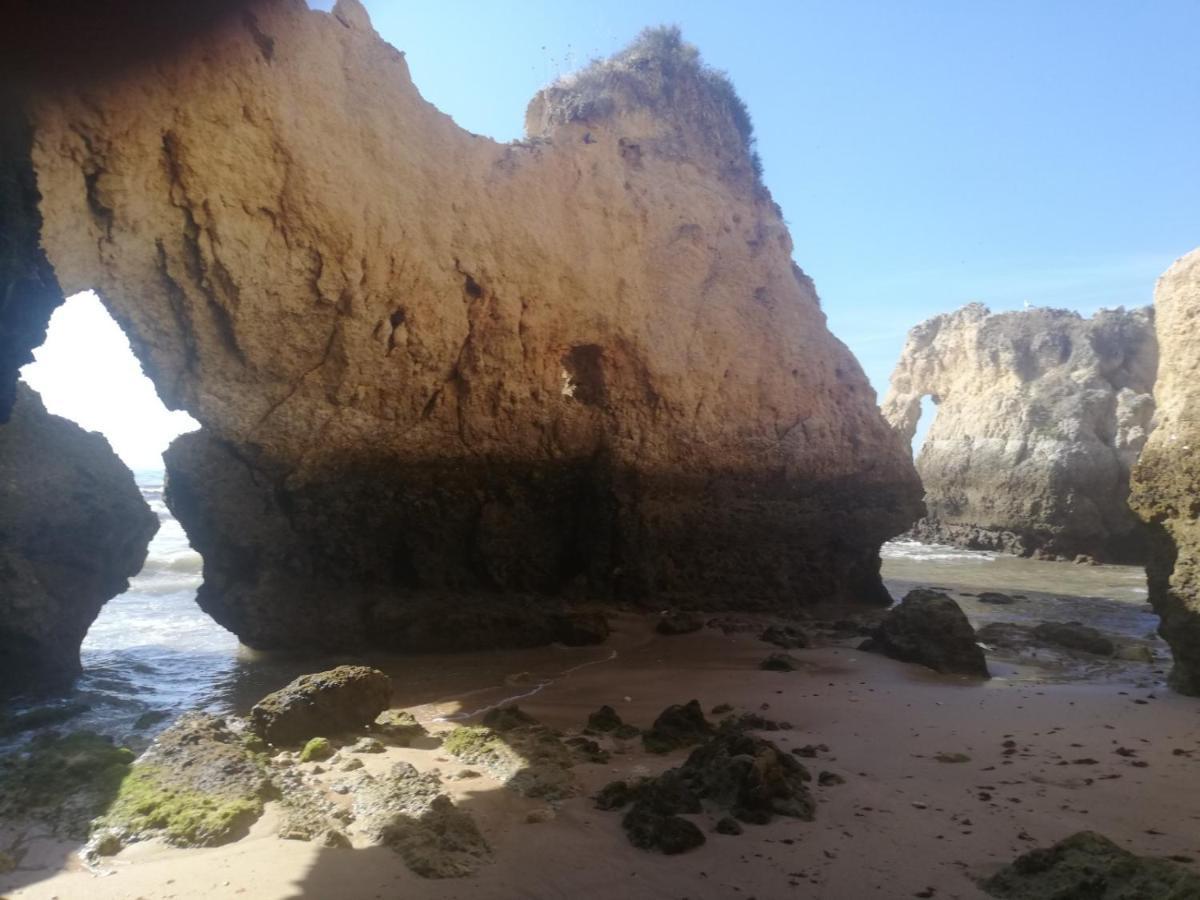 Rocha Praia Mar Beach Front Line Bay بورتيماو المظهر الخارجي الصورة